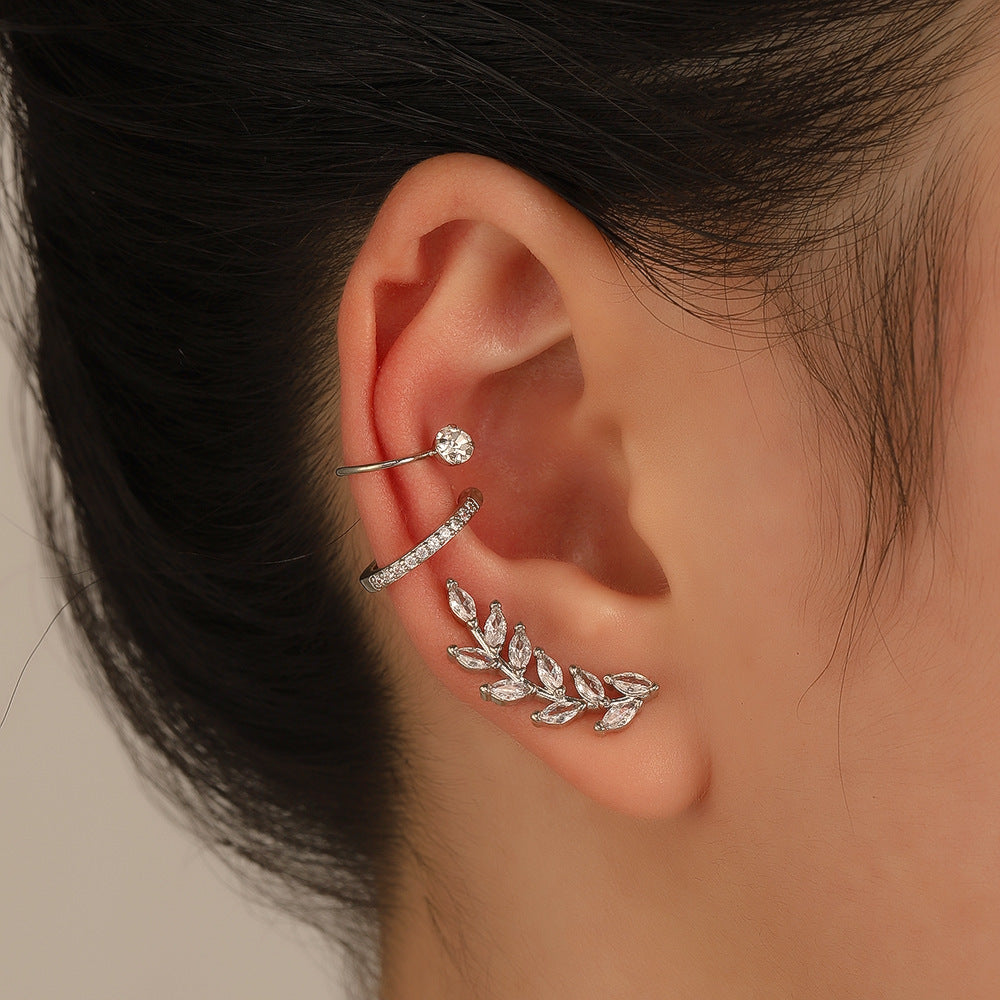 Simple Star Small Drill Ear Clip Leaves Flowers